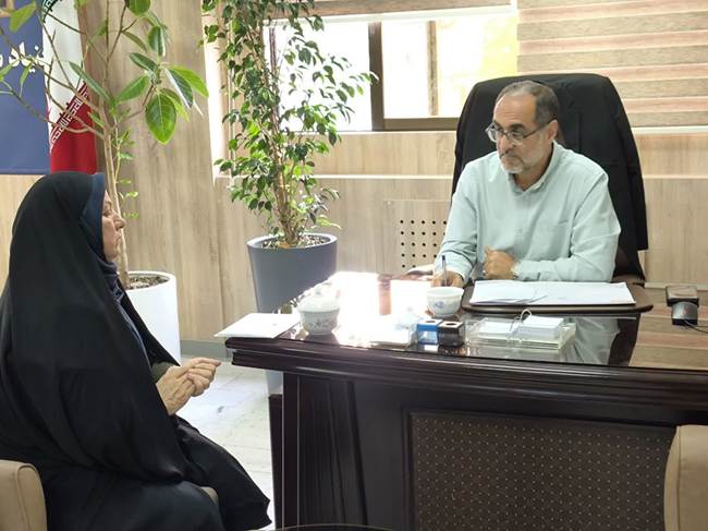 ملاقات عمومی مدیرکل بنیاد مازندران با خانواده های معزز شهدا و ایثارگران استان