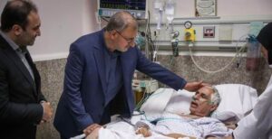 عیادت معاون فرهنگی و آموزشی بنیاد از جانباز حسین اسرافیلی
