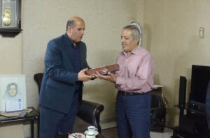 تجلیل از خانواده معزز شهیده فرحناز حسنی‌آذر، شهیده پرستار بیمارستان شریعتی و از شهدای مدافع سلامت