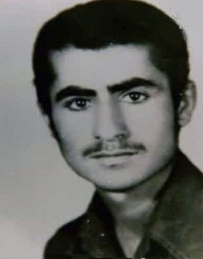 شهید”علی اصغر اعتمادی”: از خون شهدای انقلاب اسلامی حراست و پاسداری کنید…