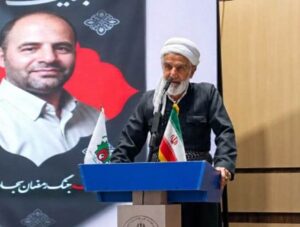 ماموستا رستمی: کردستان؛ سرزمین ایستادگی و وفاداری/ شهدا عزت و امنیت کشور را به ارمغان آوردند