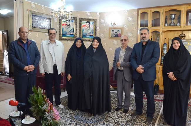 از گود زورخانه تا جبهه‌های دفاع مقدس؛ دیدار با خانواده دو برادر شهید، «محمد و سعید طوقانی»