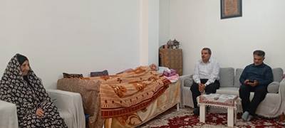 دیدار مدیرکل بنیاد شهید بوشهر با خانواده‌های شهدای سرخی، برازجانی، برغندان و خسروانی