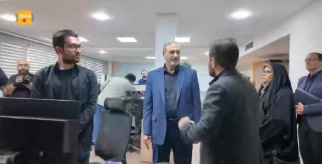 بازدید مقامات بنیاد شهید از خبرگزاری دفاع مقدس در سالگرد شهادت خبرنگار شهید فرشته باقری