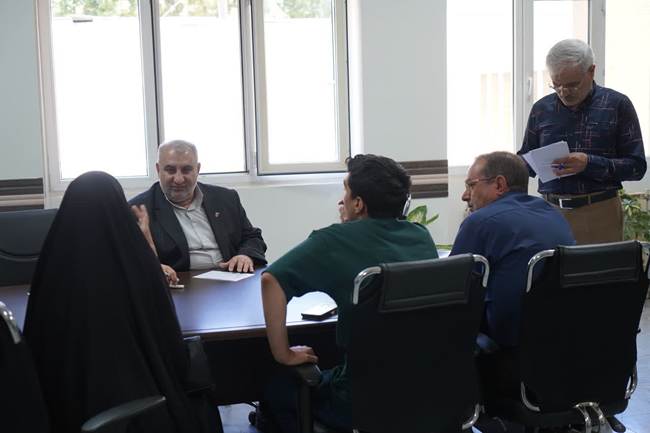 برگزاری دیدار هفتگی مدیرکل بنیاد شهید استان اصفهان با جامعه معزز ایثارگری