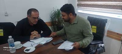 پیگیری دغدغه‌های خانواده‌های شهدا در دیدار مدیرکل بنیاد شهید مازندران با ایثارگران آمل