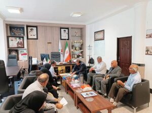 بررسی مستقیم مطالبات ۴۸ ایثارگر در برنامه «دوشنبه‌های پاسخگویی» بنیاد شهید ایلام
