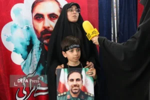 خانواده‌های شهدا تا پای جان پای آرمان‌های انقلاب ایستاده‌اند