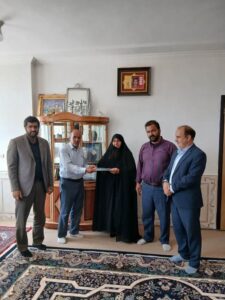 دیدار مدیرکل بنیاد شهید چهارمحال و بختیاری با خانواده شهدای غریب‌الاسارت در آستانه سالگرد ۲۱ تیر