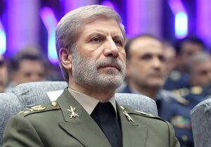 سرلشکر حاتمی: جنگ امروز، جنگ تاب‌آوری ملت‌هاست