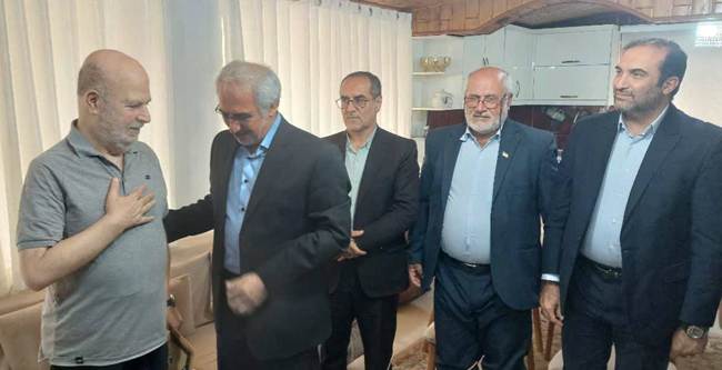 پیام دکتر موسوی به خانواده آزاده حبیب‌اله آزادیان؛ تجلیل از صبر و ایثار این جانباز سرافراز