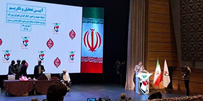 قدردانی نماینده دفتر آیت‌الله سیستانی از همکاری دستگاه‌های اجرایی در تکریم خانواده‌های شهدا