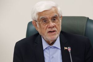 عارف: تجهیزات به کار رفته در دوجنگ اخیر در انحصار ایران بود