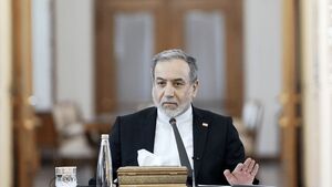 عراقچی: توافق با عمان به هیچ وجه به معنای بازگشایی تنگه هرمز نیست