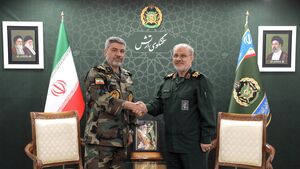 «گفت‌وگوی سخنگویان سپاه و ارتش با محوریت هم‌افزایی نیروهای مسلح»