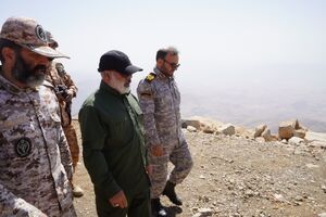 فرمانده نیروی زمینی سپاه: در مقابل دشمن ذره‌ای کوتاه نخواهیم آمد