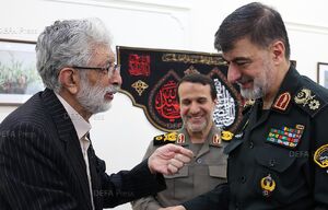 سردار رادان و سردار کارگر با خانواده شهیدان حدادعادل و سپهبد پاکپور دیدار کردند