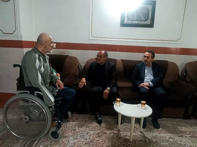 بررسی چالش‌های درمانی خانواده‌های شهدا و ایثارگران در نشست مدیرکل بنیاد شهید مازندران با رئیس بیمارستان ولایت ساری