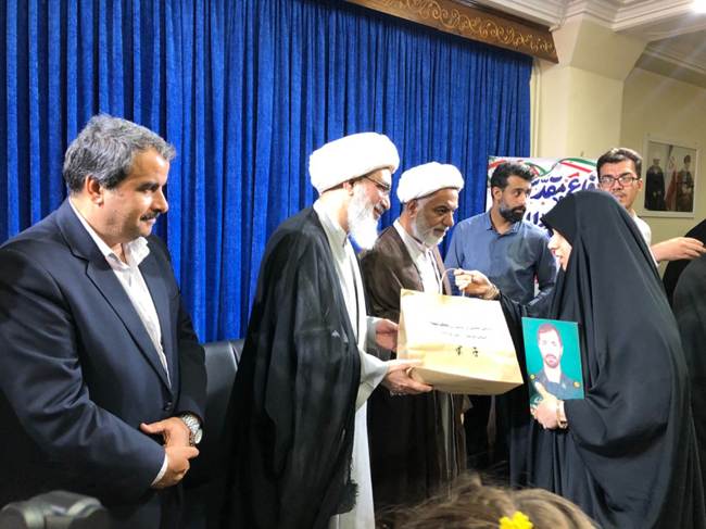 برگزاری اردوی فرهنگی و نشاط‌بخش ویژه خانواده‌های معظم شهدا در استان بوشهر