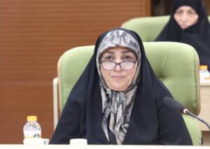 بررسی نقش زنان در ارتقای تاب‌آوری خانواده و ترویج فرهنگ ایثار