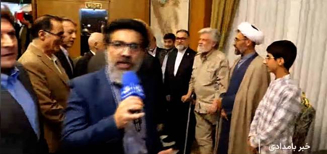 استقبال رئیس بنیاد شهید و خانواده‌های معظم شهدا از دکتر پزشکیان در فرودگاه مهرآباد