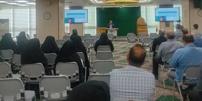 برگزاری سمینار «سواد مالی؛ گامی هوشمندانه برای مدیریت اقتصادی خانواده» در بنیاد شهید