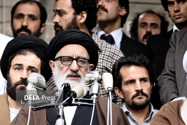 ابوذر دوران؛ از ریاست شورای انقلاب تا امامت جمعه تهران