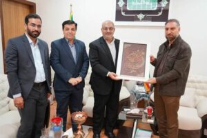 گسترش همکاری‌های رسانه‌ای برای ترویج فرهنگ ایثار و شهادت؛ دیدار مدیرکل بنیاد شهید اصفهان با مدیرکل صدا و سیما