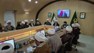 برگزاری نشست هم‌اندیشی ائمه جمعه و جماعات استان در راستای رسالت روحانیت و حوزه‌های علمیه در مشهد مقدس