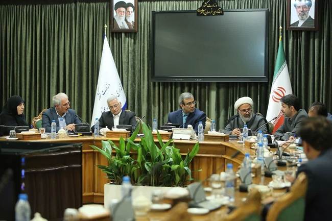 مشارکت استاندار و بنیاد شهید برای رفع چالش مسکن ایثارگران در خراسان رضوی