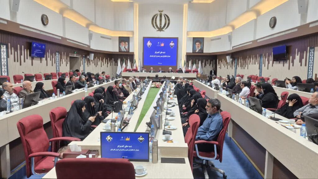 دیدار استاندار خراسان رضوی با جانبازان بصیر در قالب طرح «شنبه‌های گفت‌وگو»