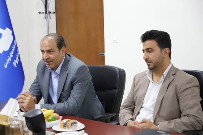 دیدار مدیرکل بنیاد شهید مرکزی با مدیرعامل نورد آلومینیوم؛ بررسی راهکارهای جذب و اشتغال خانواده‌های معظم شهدا