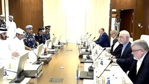 پیگیری آخرین وضعیت خلبانان ایرانی در سفر وزیر کشور به قطر