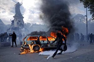 بحران حاکمیت در فرانسه نتیجه تمهیدات ترامپ