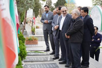 تجدید میثاق مدیرعامل بانک رسالت و مدیرکل بنیاد شهید اصفهان با آرمان‌های شهدا