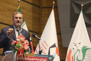 سلیمانی: میز کار می‌تواند سنگر باشد؛ اگر با نگاه شهدا و با مسئولیت‌پذیری مدیریت شود