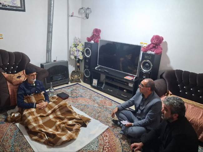 عیادت مدیرکل بنیاد شهید مازندران از جانباز و فرزند شهید در شهرستان های میاندورود و ساری