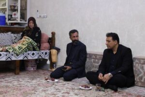 دیدار مدیرکل بنیاد شهید کرمانشاه با خانواده‌های شهدا؛ تأکید بر پیگیری رفع مشکلات ایثارگران